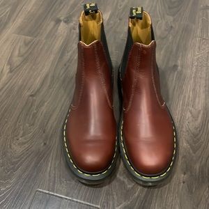 Chelsea Style Dr. Martens